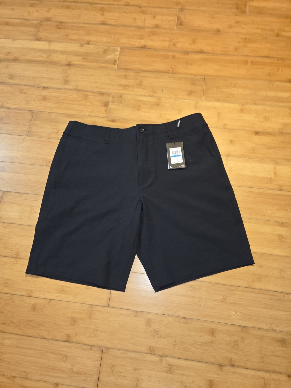 Under Armour Golf Shorts Men's Size 36 Black NWT